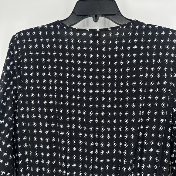 Old Navy Defined Waist Dress Black White Print Long Balloon Sleeves Keyhole Sz M - Picture 7 of 10
